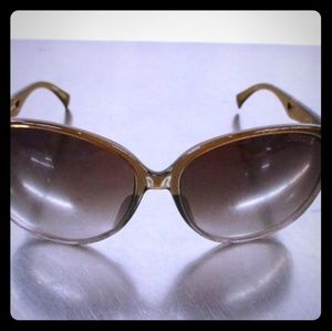 *SOLD*Coach Ladies Sunglasses
